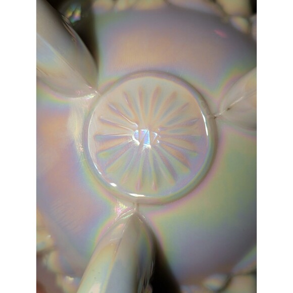 Westmoreland Art Glass Sea Shell Candy Dish With Dolphin Feet In Milk Glass - Picture 5 of 5